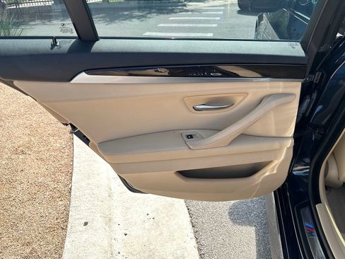 Used 2013 BMW 535i Sedan RWD image 28