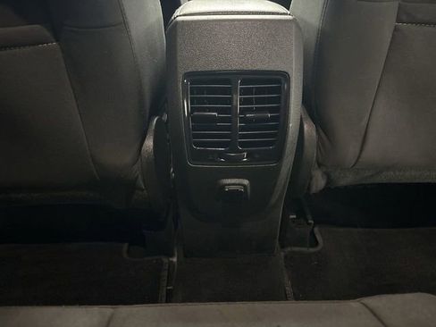 Used 2018 Ford Escape SE w/ SE SYNC Package image 23