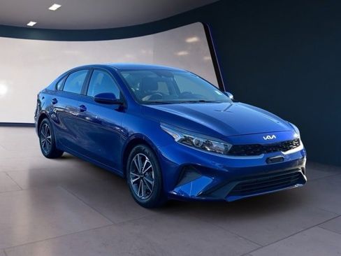 Certified 2023 Kia Forte LXS image 7