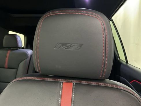 Used 2025 Chevrolet Traverse RS image 10