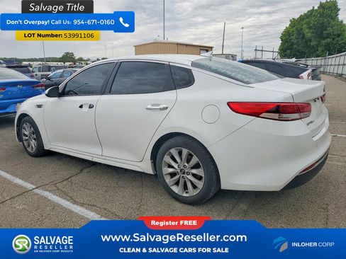 Used 2017 Kia Optima LX w/ Option Group 014 FWD image 3