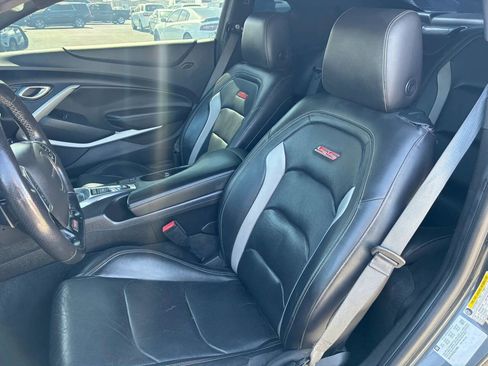 Used 2016 Chevrolet Camaro SS RWD image 24