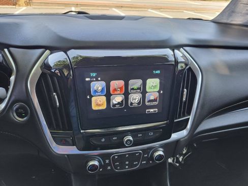 Used 2019 Chevrolet Traverse LT FWD image 10