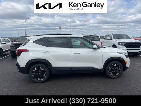 Certified 2024 Kia Seltos EX image 4