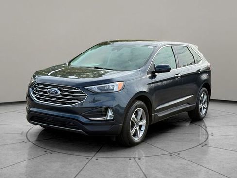 Certified 2022 Ford Edge SEL w/ Convenience Package AWD/4WD image 3