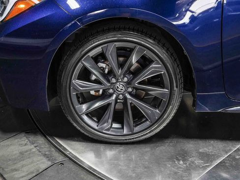 Certified 2025 Toyota Corolla SE w/ SE Premium Package FWD image 9