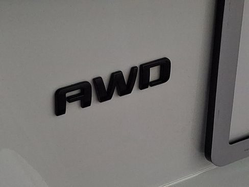 Used 2024 Chevrolet Corvette E-Ray image 30