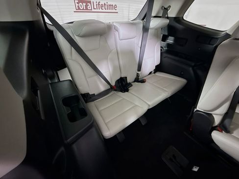 Used 2022 Kia Telluride EX w/ EX Premium Package AWD/4WD image 33