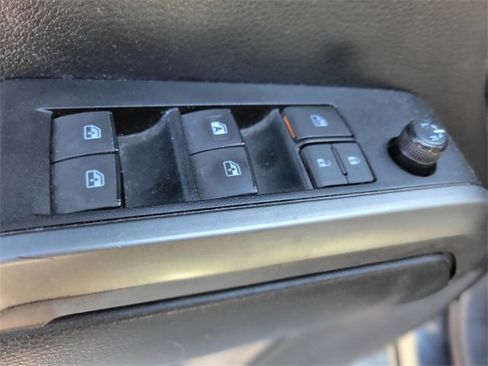 Used 2021 Toyota Tacoma SR5 image 16