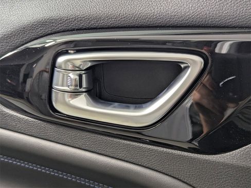 New 2026 Jeep Compass Latitude image 14