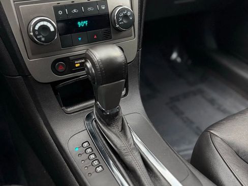 Used 2011 Chevrolet Malibu LTZ image 11