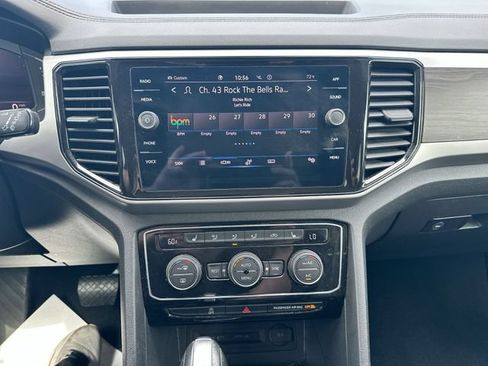 Used 2023 Volkswagen Atlas SE AWD/4WD image 16