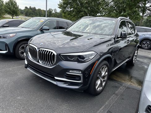 Used 2021 BMW X5 xDrive45e w/ Premium Package 3 AWD/4WD image 6