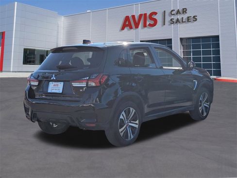 Used 2025 Mitsubishi Outlander Sport SE image 6
