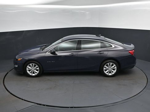 Used 2025 Chevrolet Malibu LT FWD image 32