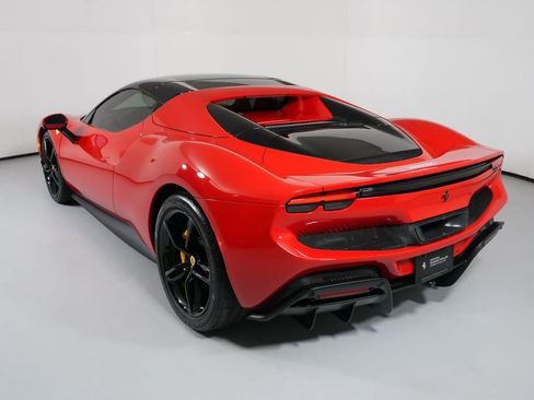 Used 2025 Ferrari 296 GTS RWD image 15