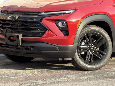 New 2026 Chevrolet TrailBlazer LT w/ Midnight Edition FWD image 8