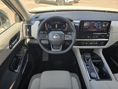 New 2026 Nissan Pathfinder SL AWD/4WD image 14