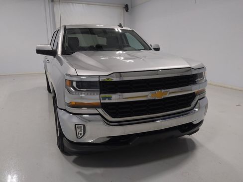 Used 2018 Chevrolet Silverado 1500 LT w/ All Star Edition AWD/4WD image 14