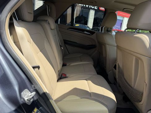Used 2013 Mercedes-Benz ML 350 4MATIC image 12