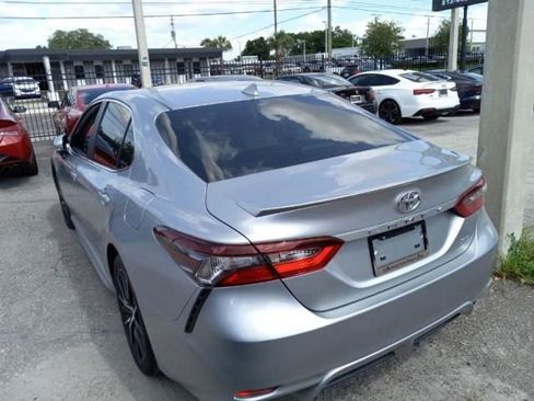 Used 2024 Toyota Camry SE FWD image 6
