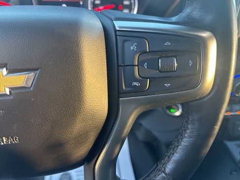 Used 2020 Chevrolet Silverado 1500 LT w/ Convenience Package image 17
