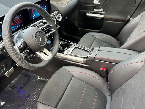 New 2026 Mercedes-Benz GLA 35 AMG 4MATIC image 4
