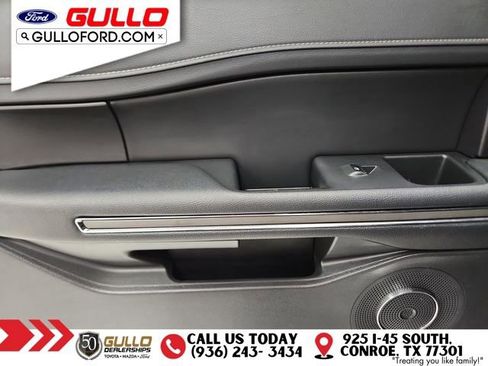 Used 2024 Ford Expedition XLT image 17