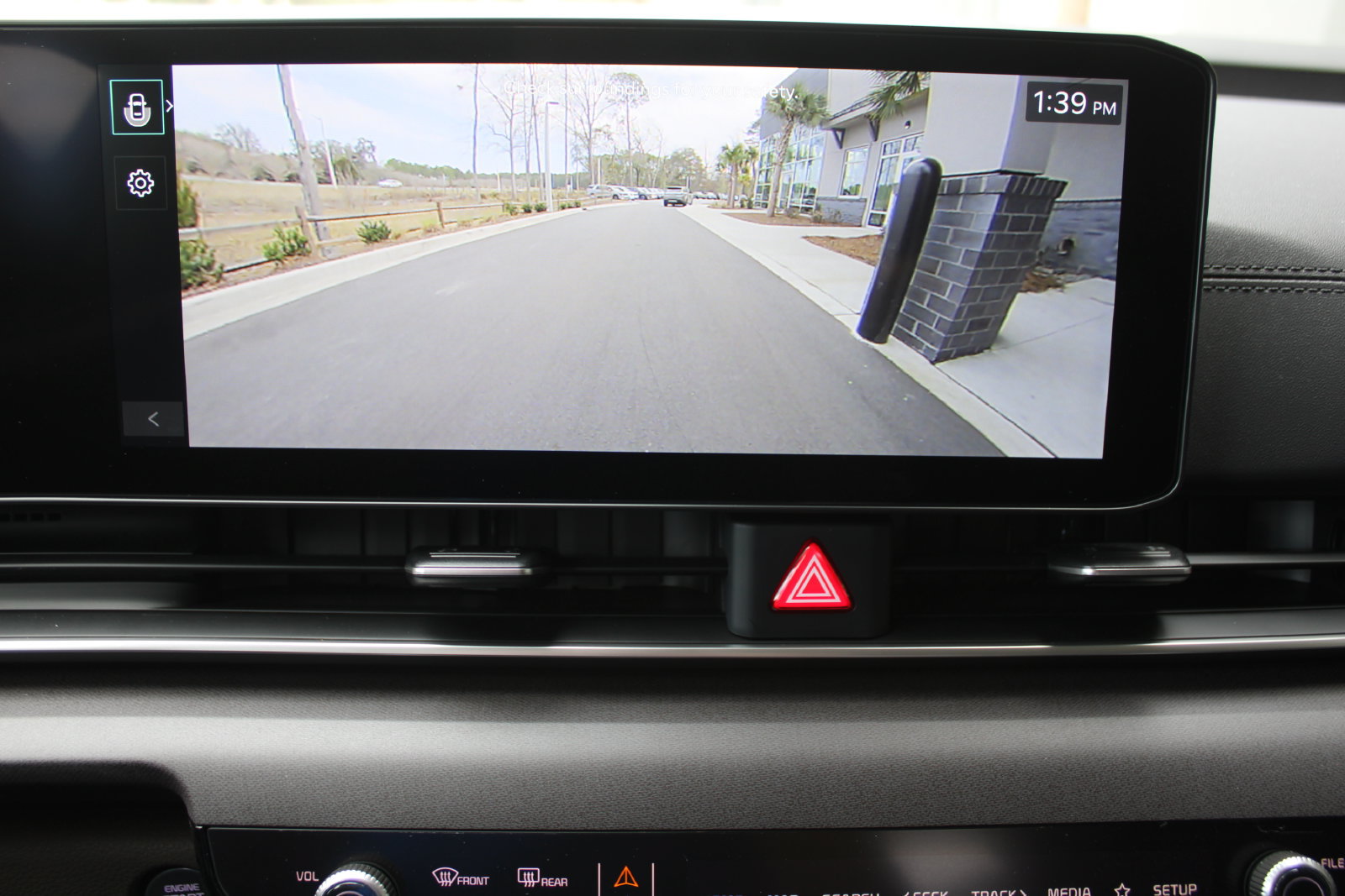 New 2026 Kia Carnival EX FWD image 55