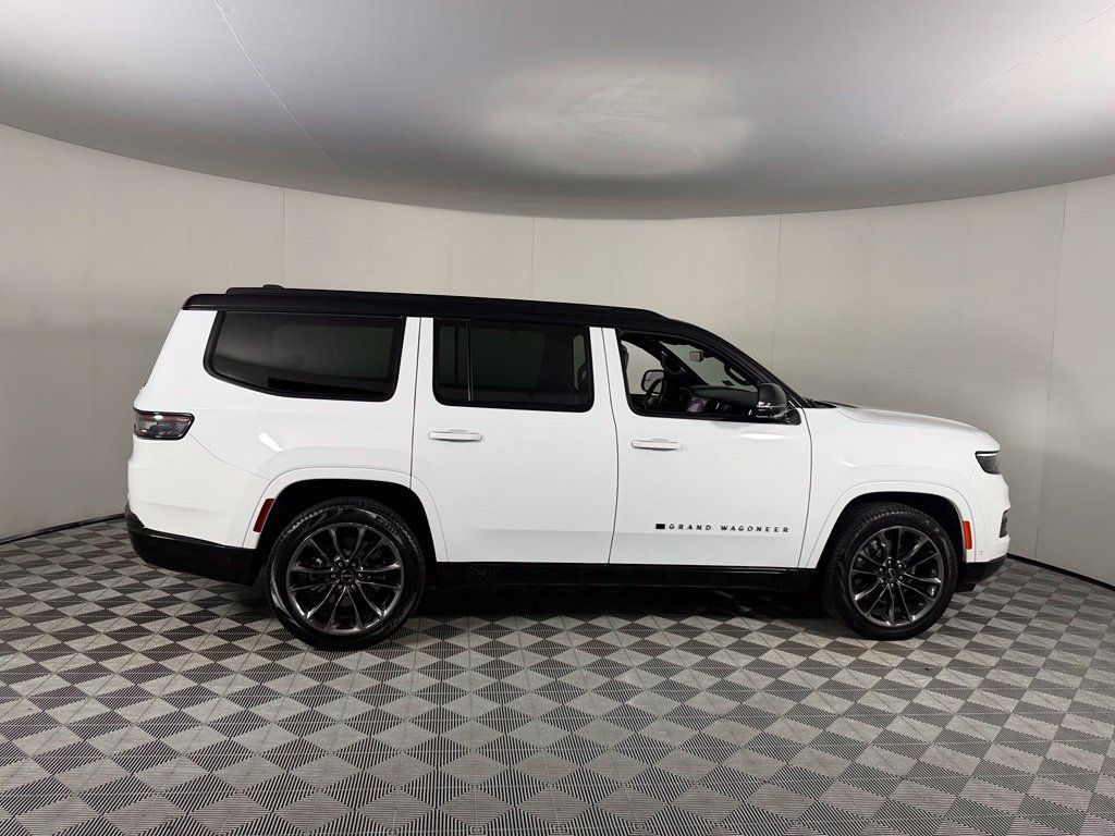 Used 2024 Jeep Grand Wagoneer Series II Obsidian w/ Quick Order Packagew 28T AWD/4WD image 5