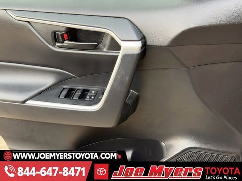 Used 2023 Toyota RAV4 LE image 25