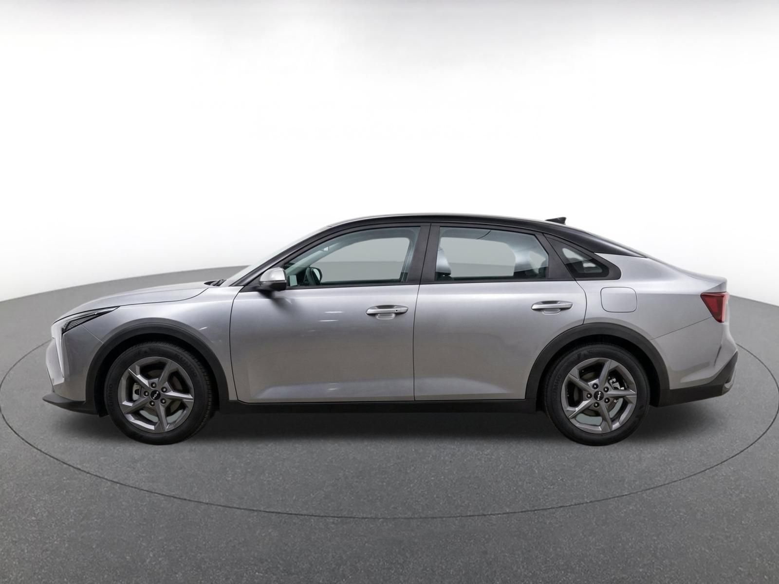 Used 2026 Kia K4 FWD image 4