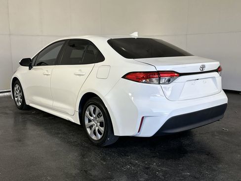 Used 2023 Toyota Corolla LE image 9