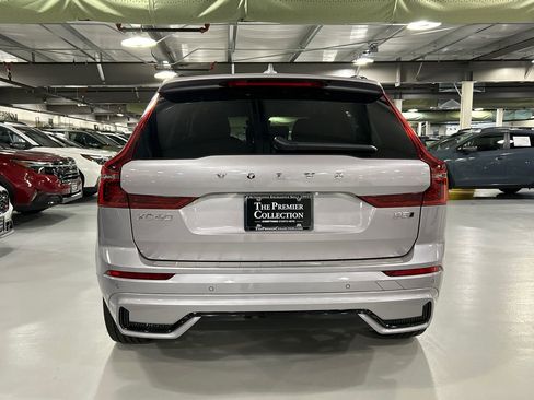 Used 2026 Volvo XC60 B5 Plus w/ Protection Package Premier AWD/4WD image 3