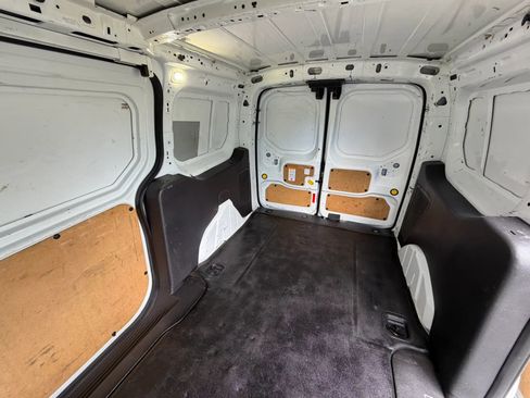 Used 2017 Ford Transit Connect XL FWD image 26