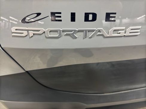 Used 2024 Kia Sportage X-Line w/ X-Line Premium Package AWD/4WD image 36