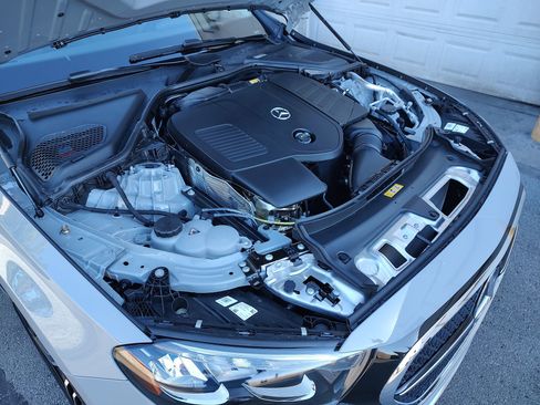 Used 2025 Mercedes-Benz E 350 Sedan image 54