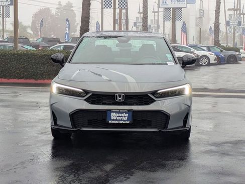 Certified 2025 Honda Civic Sport image 2