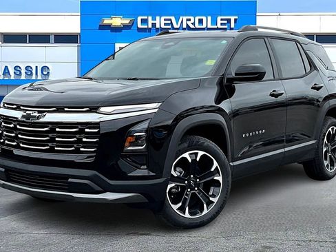 New 2026 Chevrolet Equinox LT w/ LPO, Floor Liner Package image 2