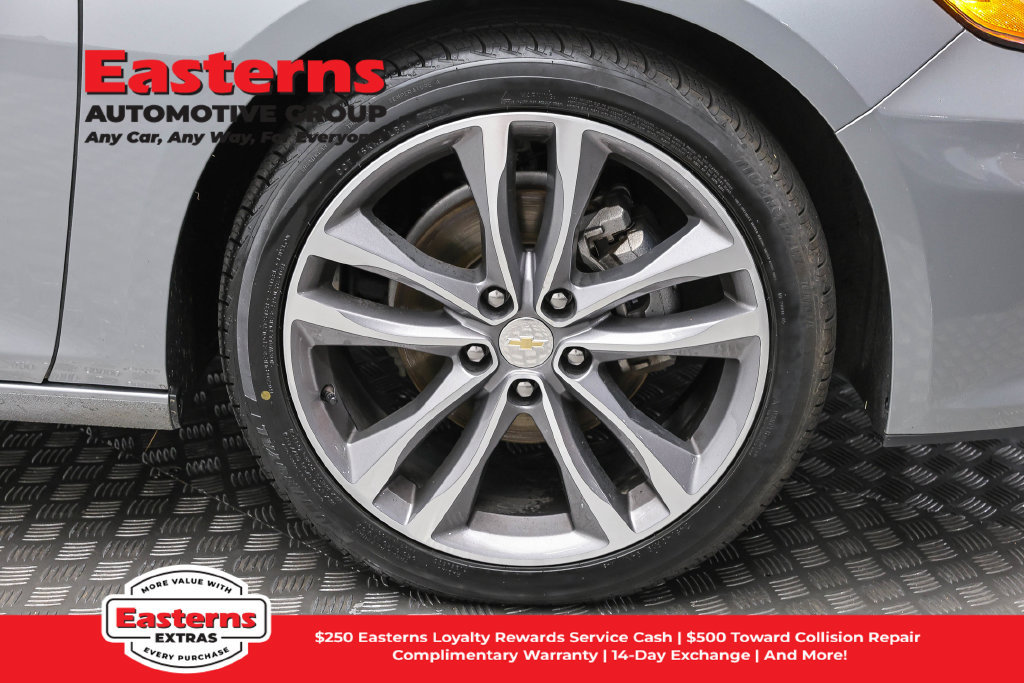 Used 2024 Chevrolet Malibu LT FWD image 34