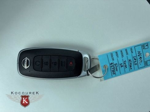 New 2025 Nissan Versa SR w/ Trunk Package image 21