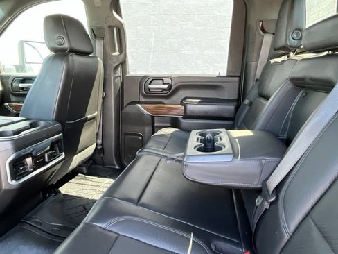 Used 2022 Chevrolet Silverado 3500 High Country w/ Technology Package AWD/4WD image 29