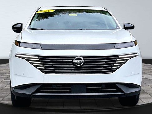 Used 2025 Nissan Murano SL AWD/4WD image 2