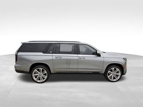 New 2026 Cadillac Escalade ESV Sport AWD/4WD image 5