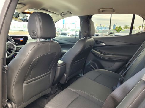 Used 2025 Buick Encore GX Preferred FWD image 14