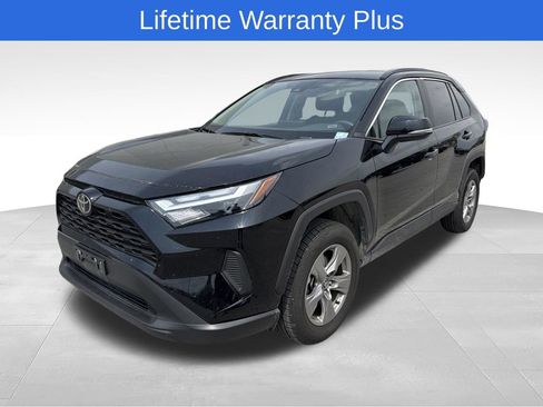 Used 2025 Toyota RAV4 XLE FWD image 1