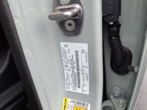 Used 2024 Ford Bronco Wildtrak image 29