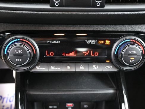 Used 2023 Kia Forte GT-Line image 40