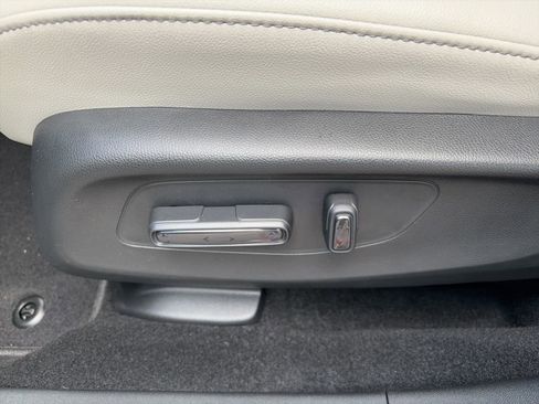 New 2026 Honda HR-V EX-L image 14