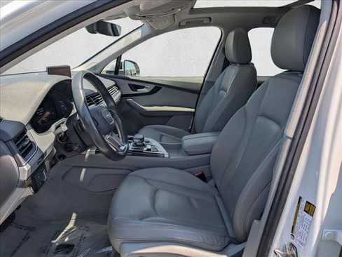 Used 2019 Audi Q7 2.0T Premium Plus w/ Premium Plus Package AWD/4WD image 17